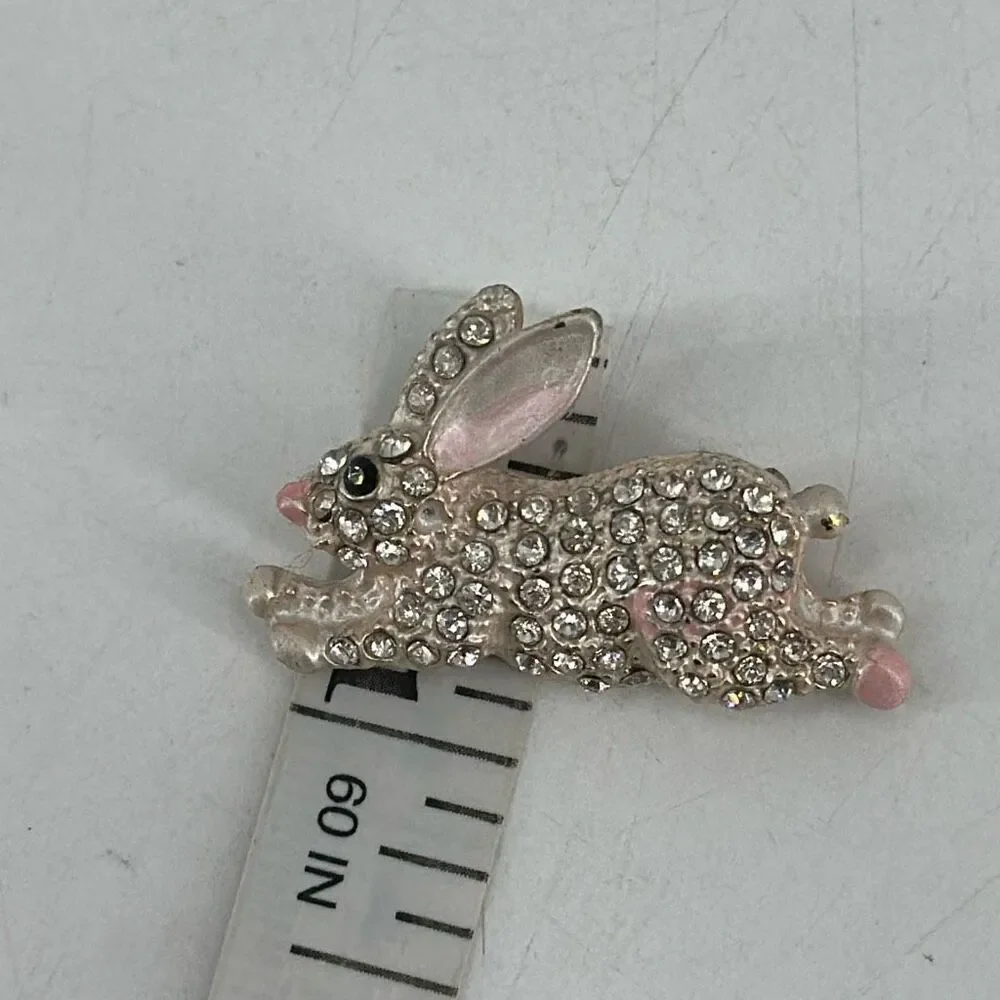 VTG‎ Easter Rhinestone Pave Adorable Peter Cottontail Bunny Brooch